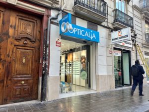 Opticalia crece en Valencia con nueva apertura