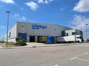 LOGISDAT de Grupo Datisa Forwarders amplia sus instalaciones logísticas con una nueva nave en Náquera.