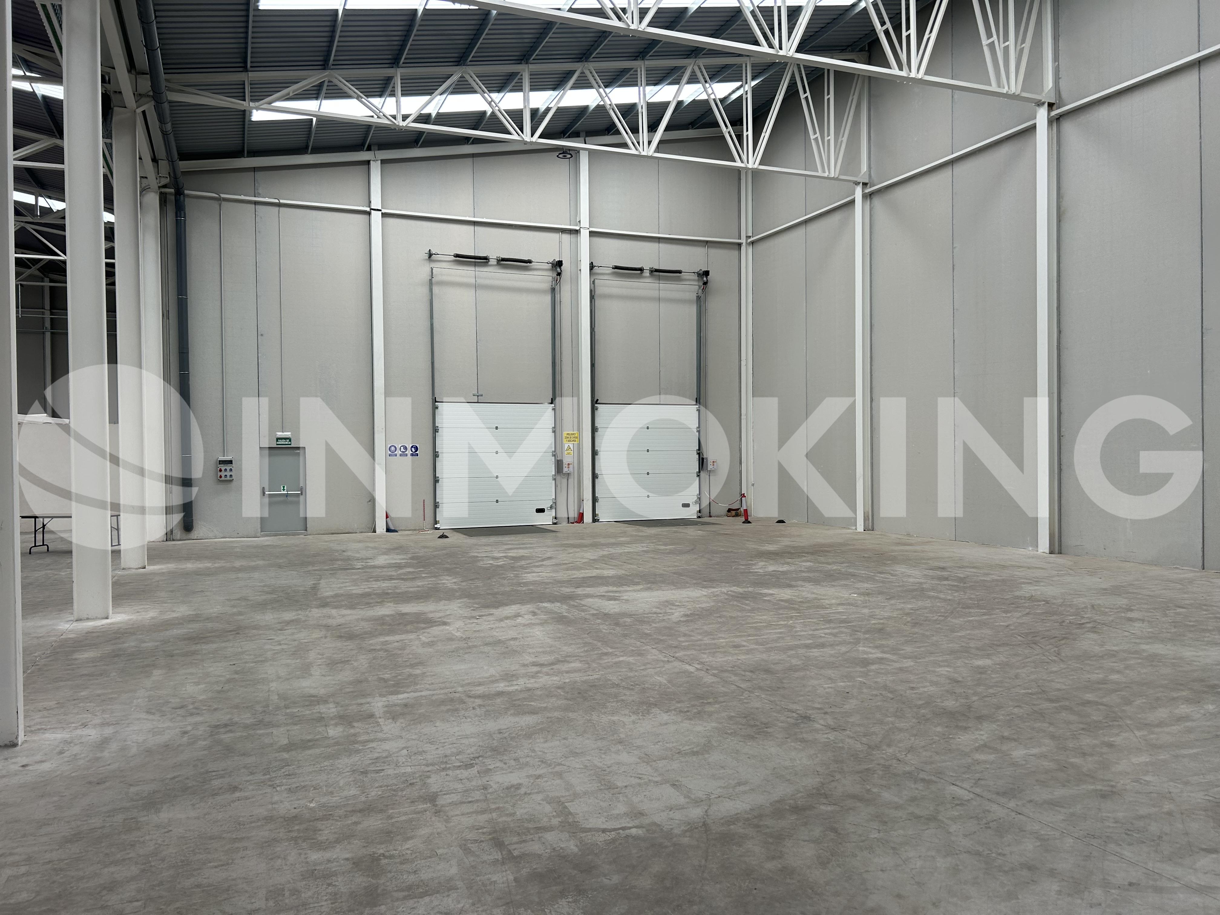 Foto de la propiedad Nave logística 5.385 m2_P.I. El Semolilla 