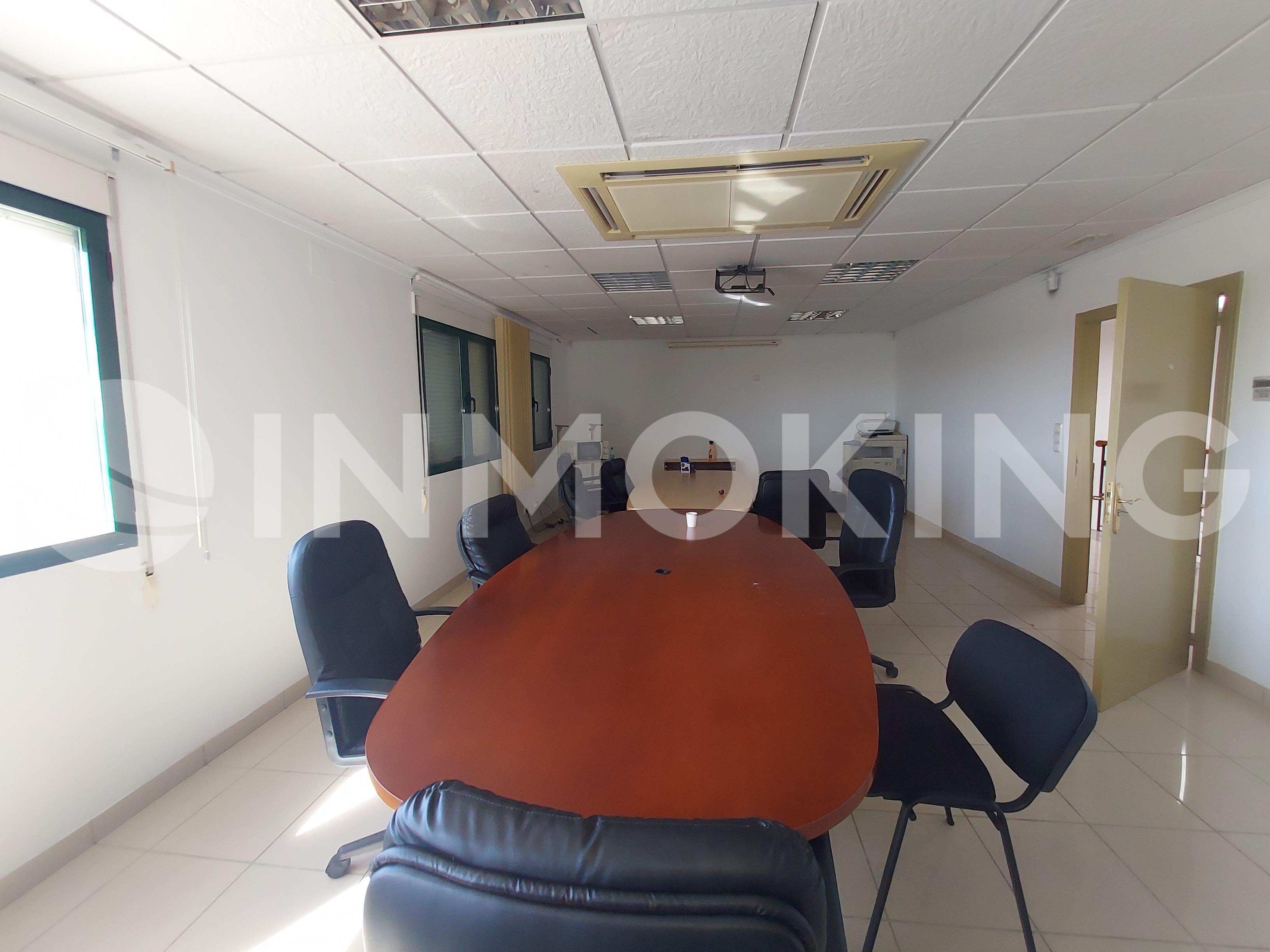 Foto de la propiedad Nave industrial con camaras frigoríficas