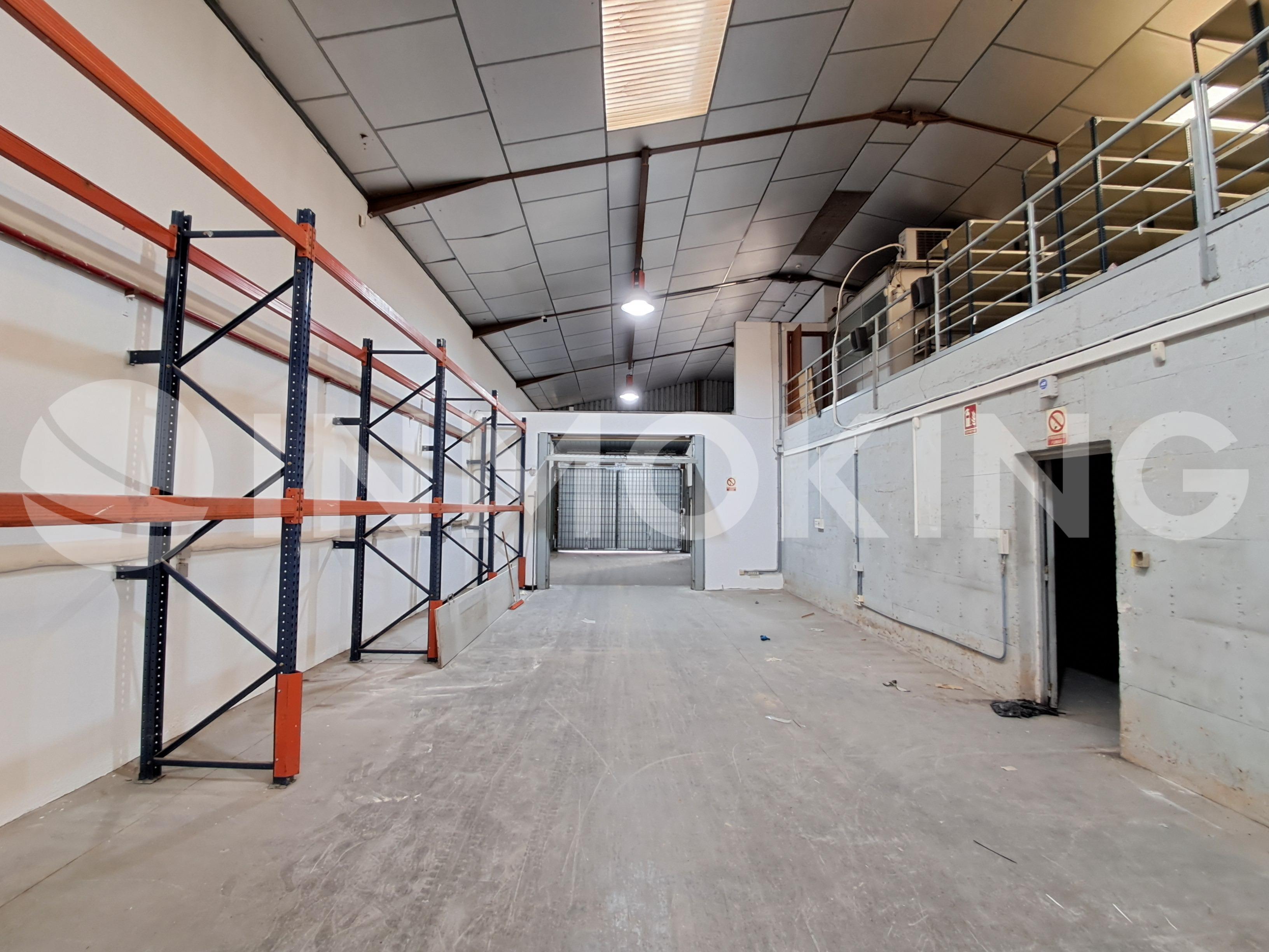 Foto de la propiedad Nave Industrial en alquiler Riba-roja de Túria 