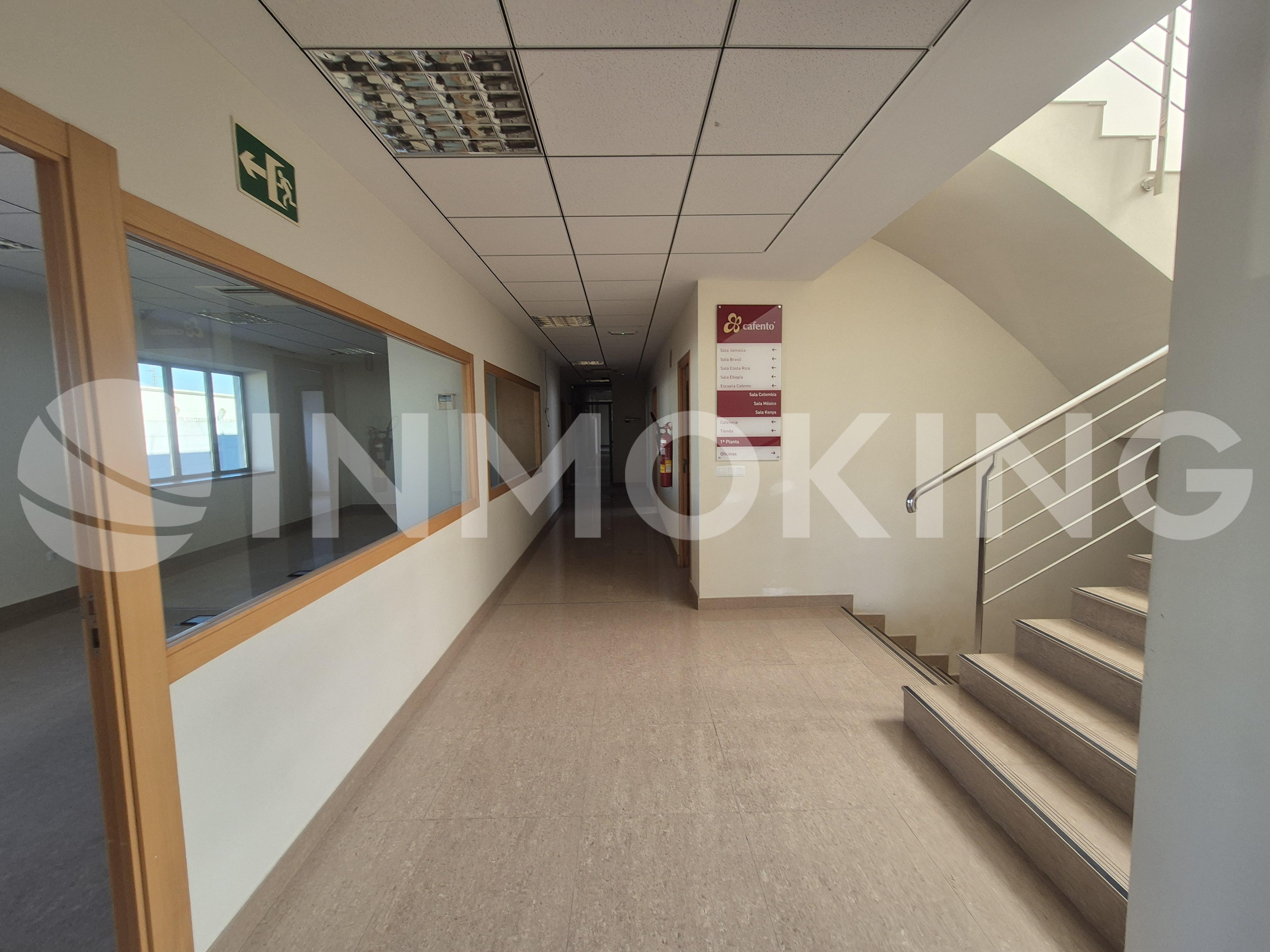 Foto de la propiedad Edifico de oficinas en alquiler 