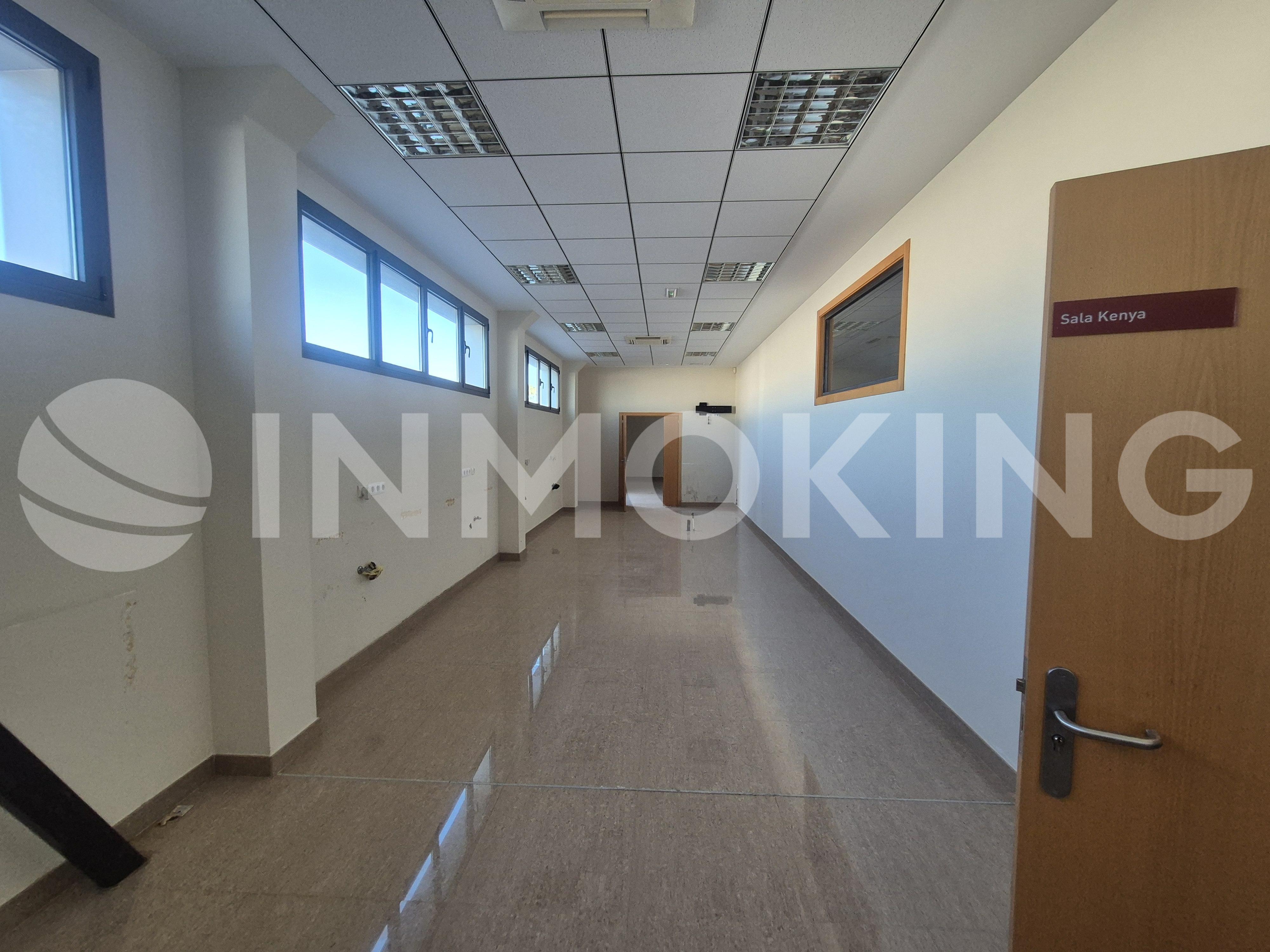 Foto de la propiedad Edifico de oficinas en alquiler 