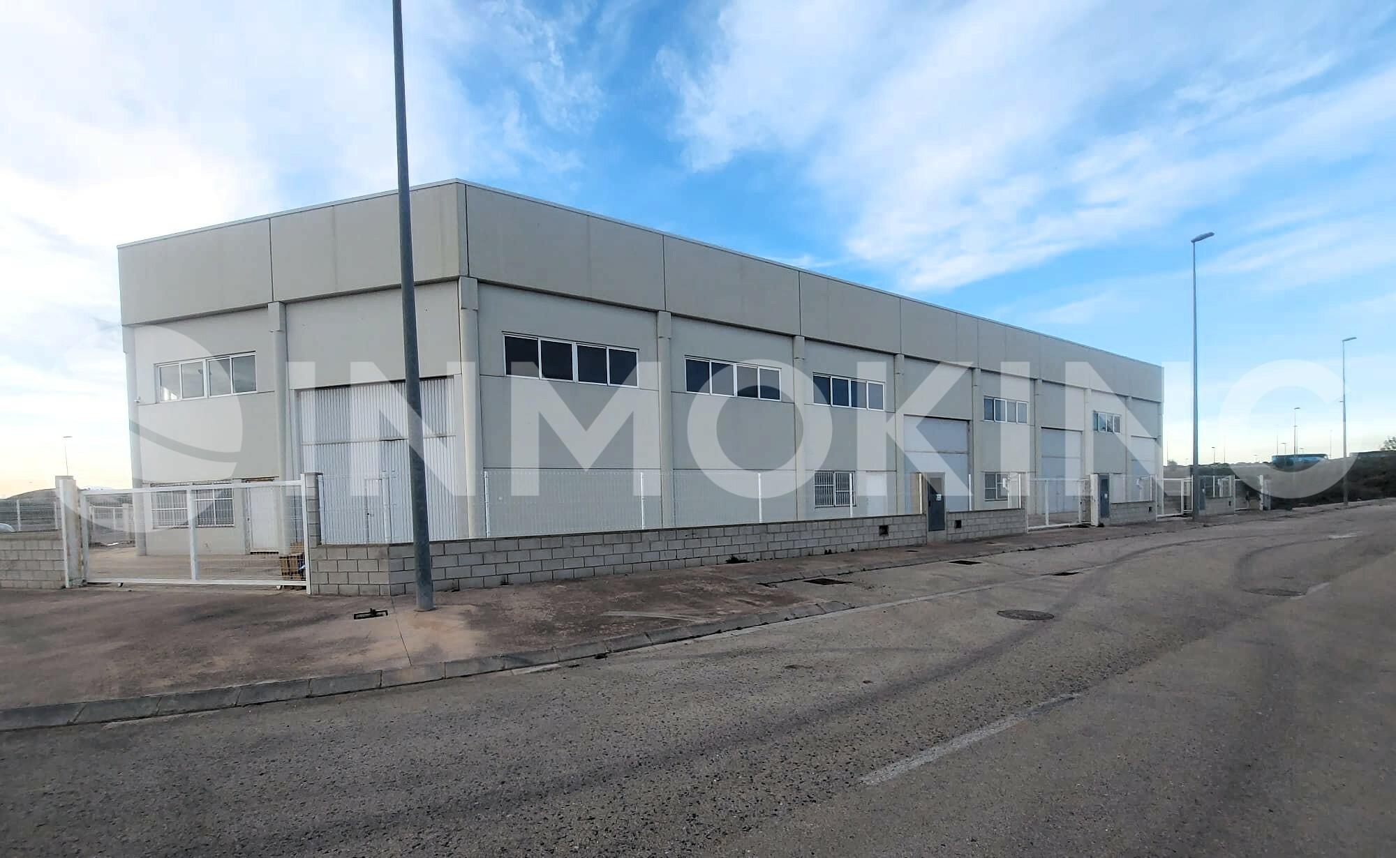 Foto de la propiedad Nave industrial en venta, Silla 
