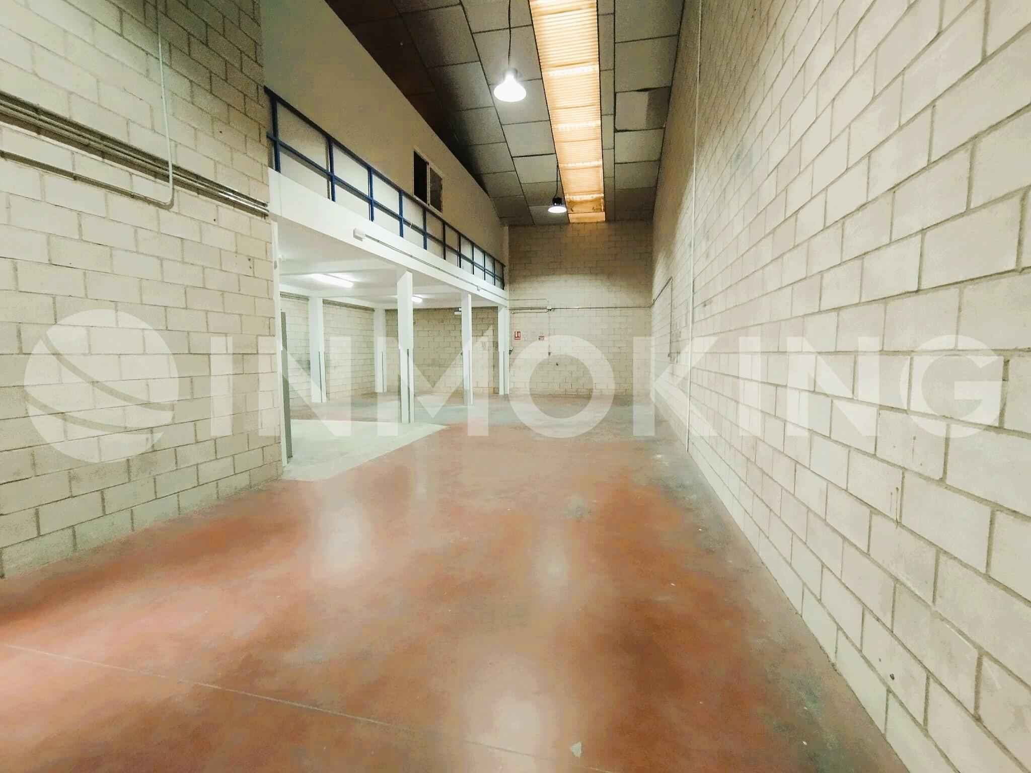 Foto de la propiedad Nave disponible en Coslada