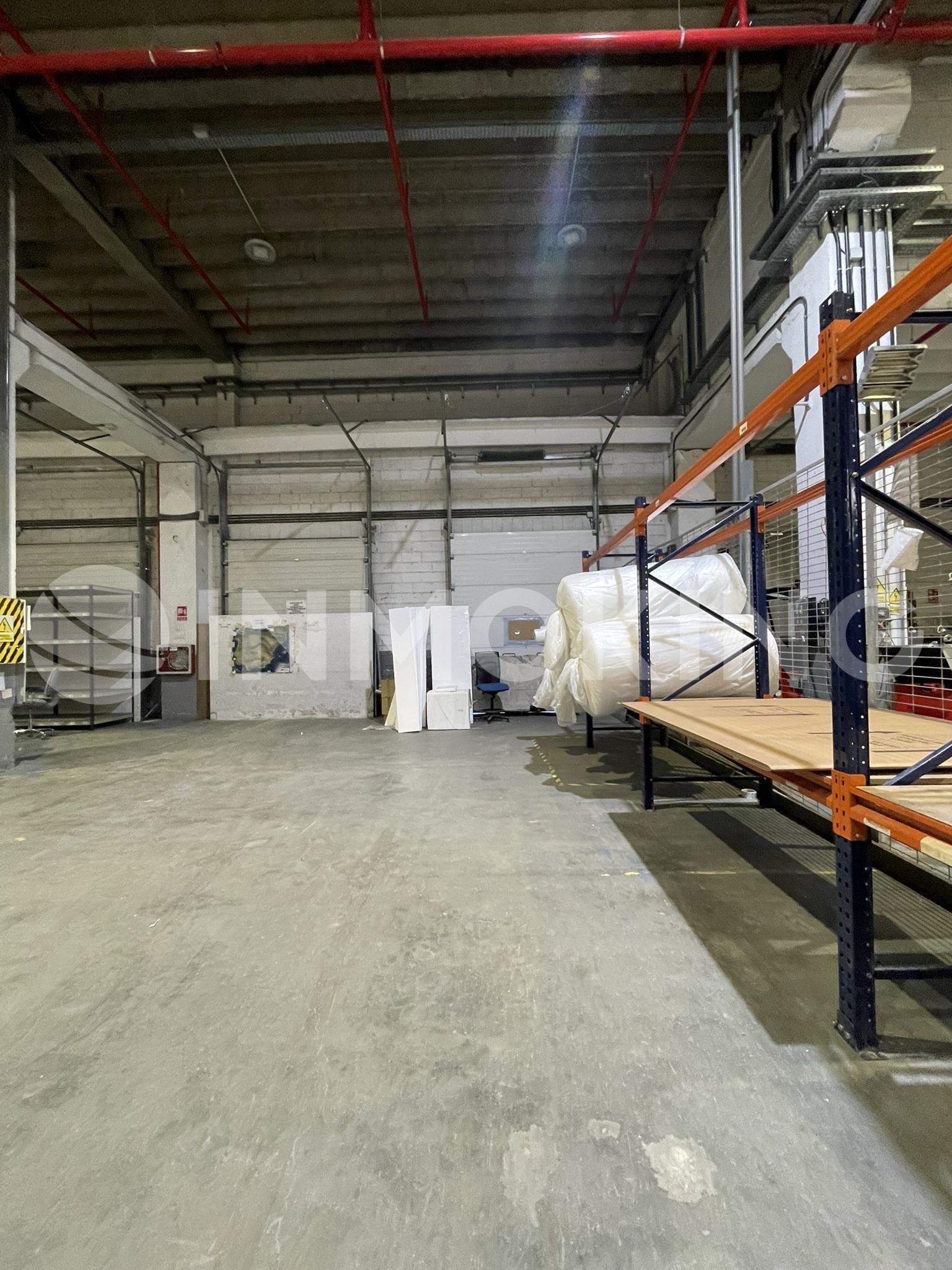 Foto de la propiedad Nave disponible en Coslada