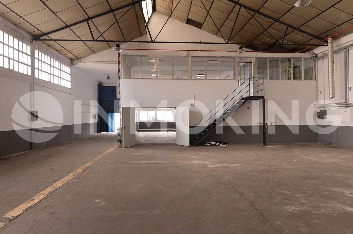 Foto de la propiedad Nave Industrial en venta, alquiler y alquiler con opción a compra en San Fernando de Henares