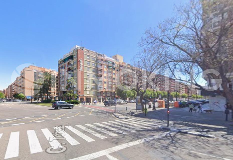 Foto de la propiedad Loca comercial en Avenida del Cid Valencia