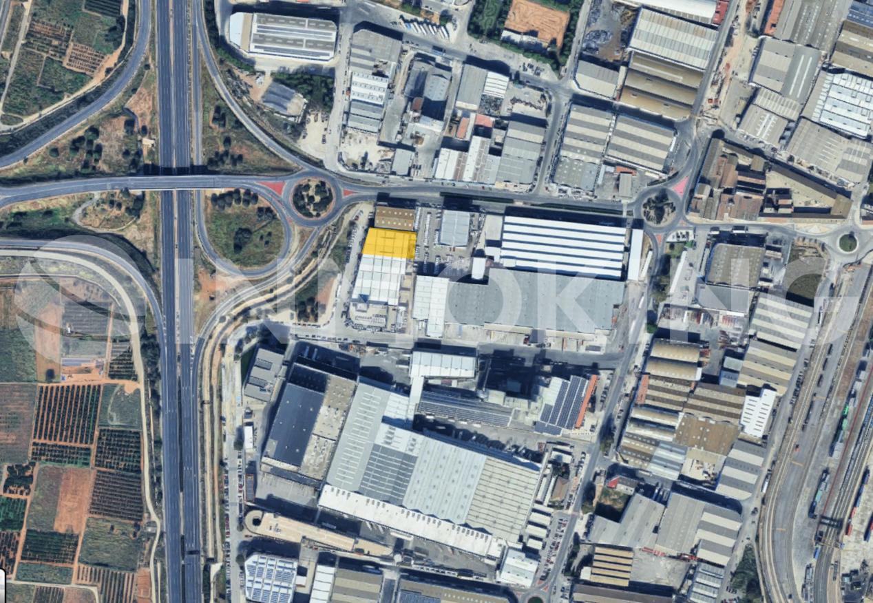 Foto de la propiedad Nave industrial en alquiler primera línea de la Pista de Silla 