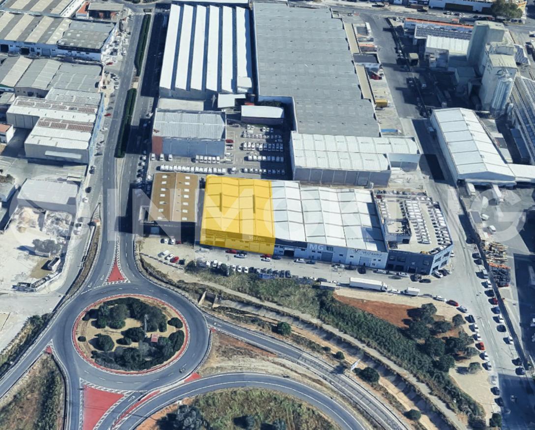 Foto de la propiedad Nave industrial en alquiler primera línea de la Pista de Silla 