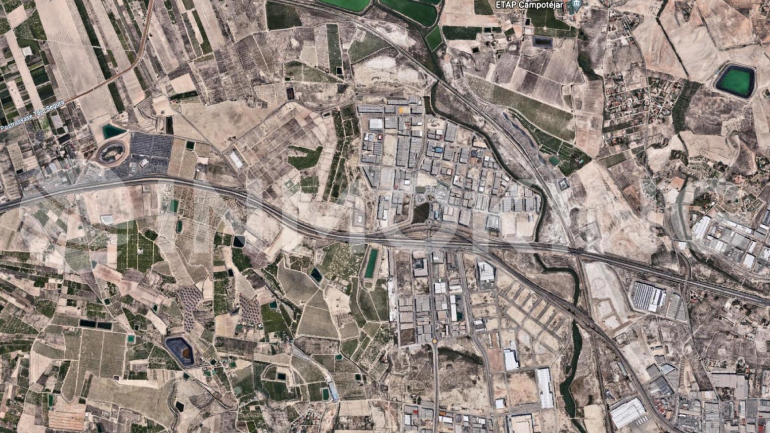 Foto de la propiedad Suelo P.I. Base 2000_San Martín - Parcela 15-1