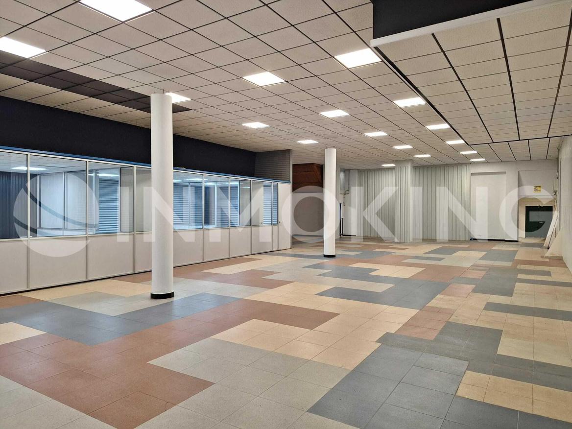 Foto de la propiedad Nave industrial con campa Silla