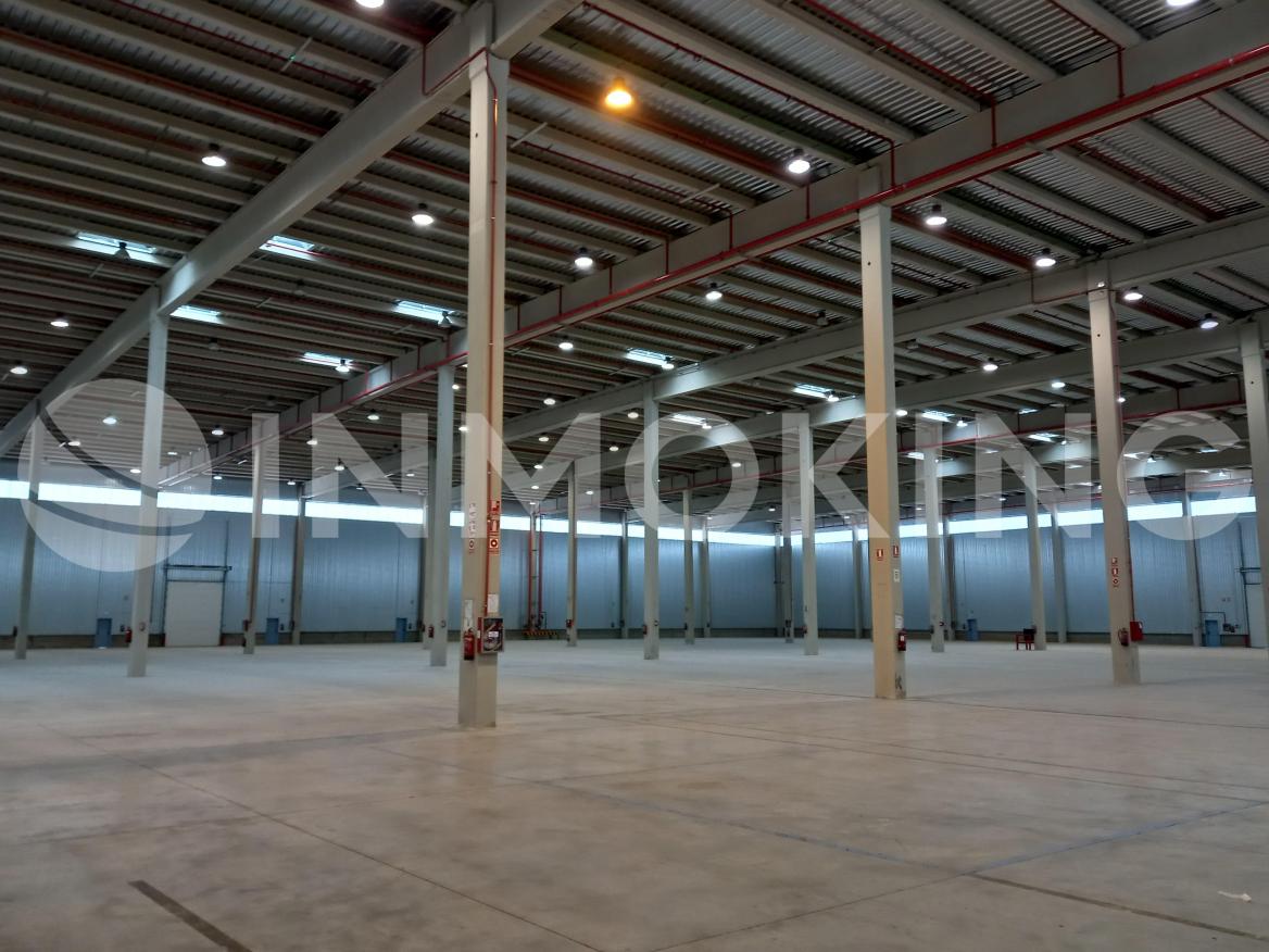 Foto de la propiedad Nave Logística en alquiler en Torija