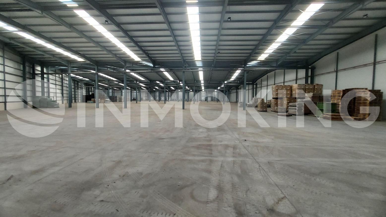 Foto de la propiedad Nave Torres de Cotillas 9.395m2 con muelles