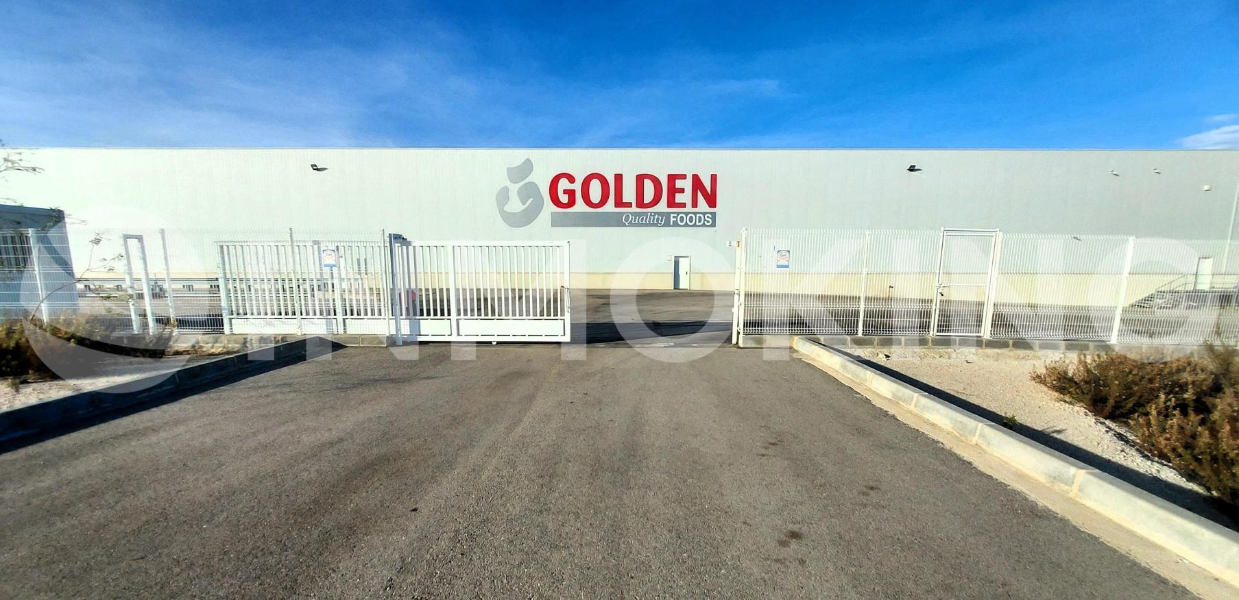 Foto de la propiedad Nave Torres de Cotillas 9.395m2 con muelles