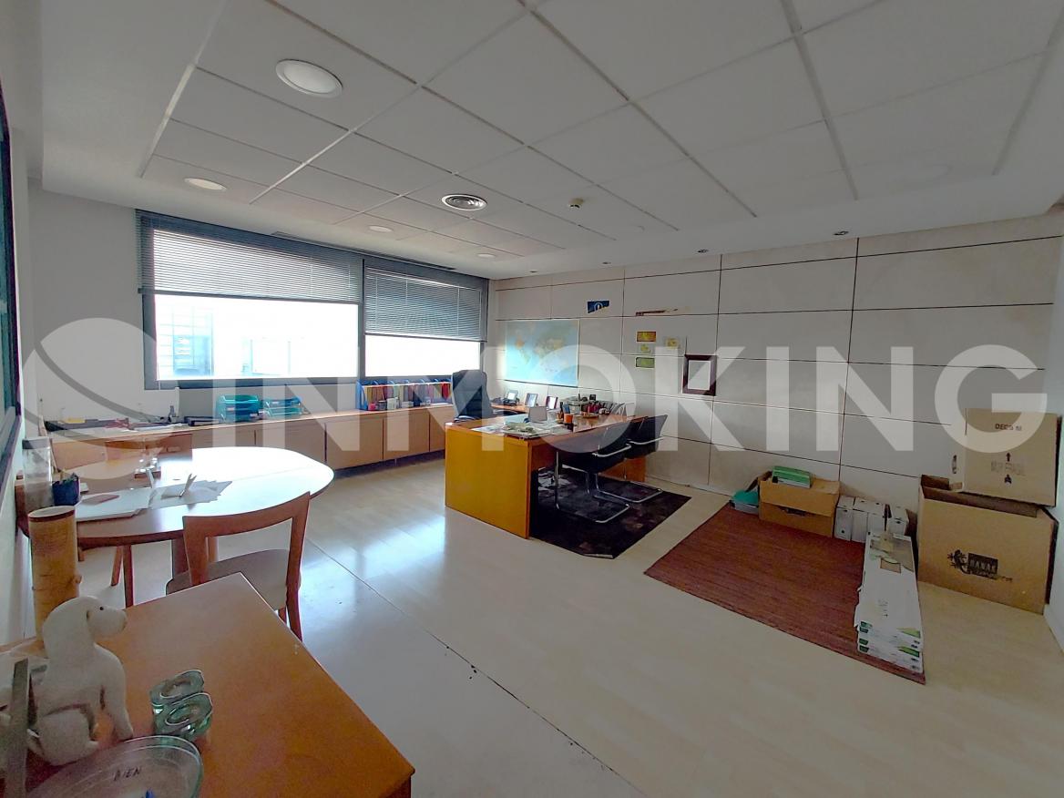 Foto de la propiedad Oficina disponible en alquiler