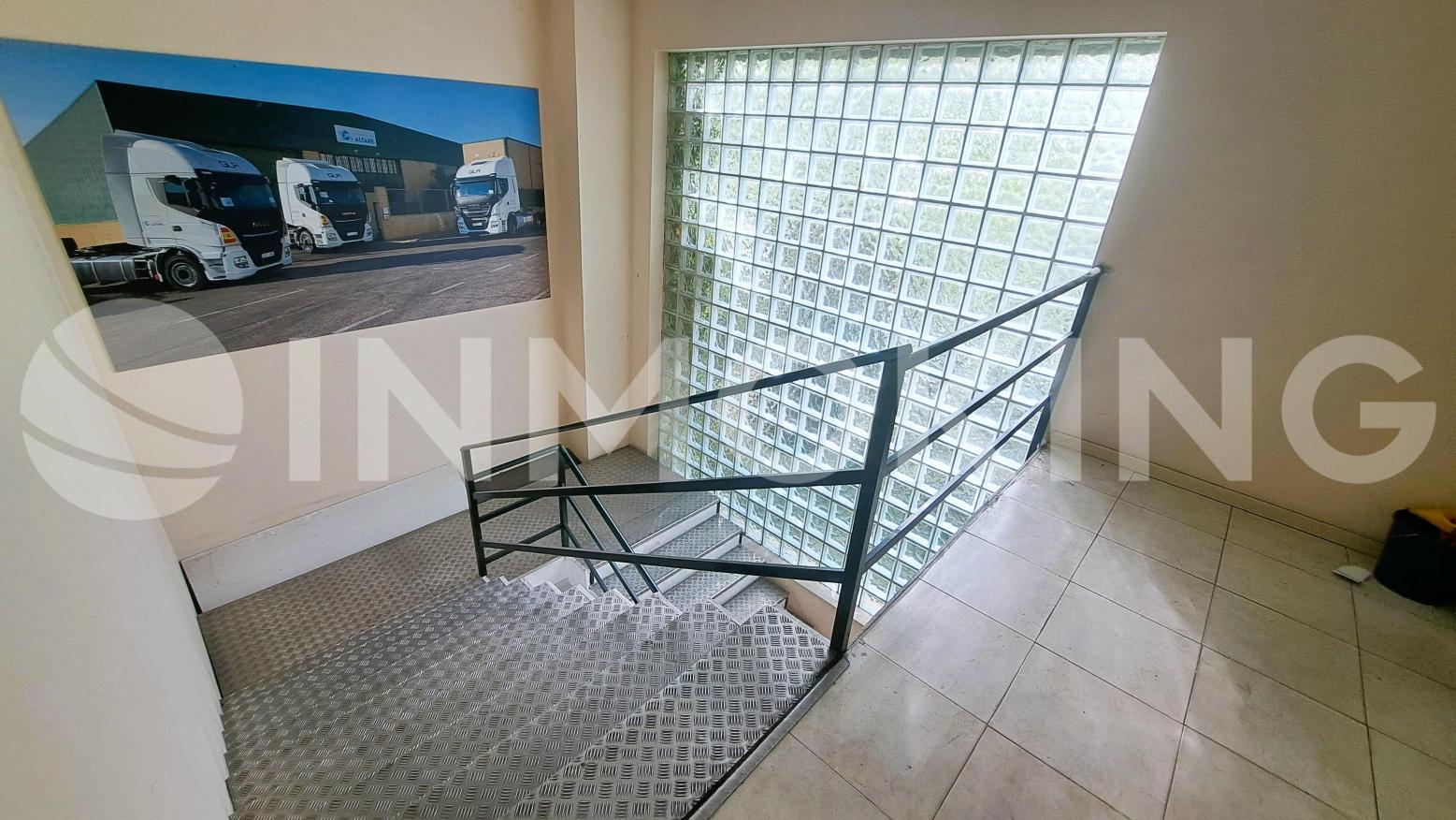 Foto de la propiedad Nave en venta en Meco