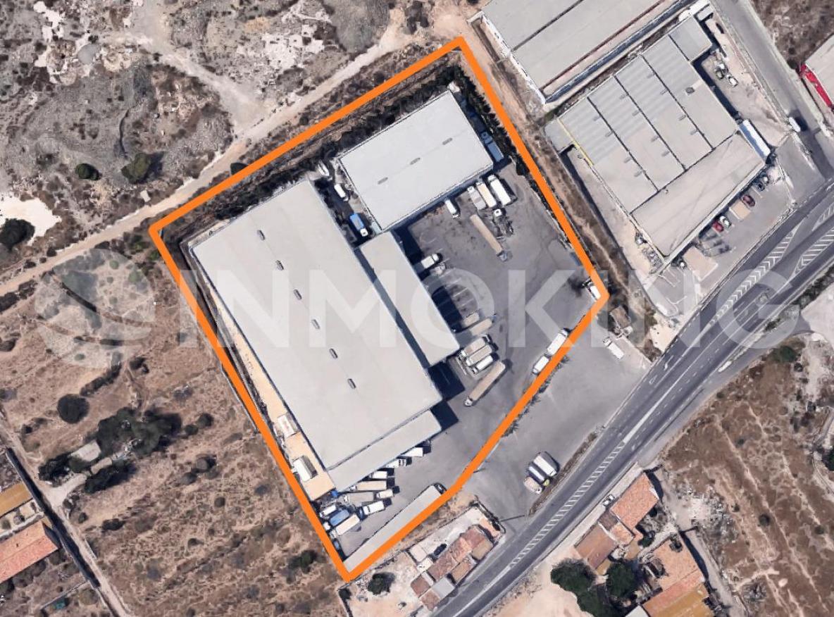 Foto de la propiedad Nave Transporte en Cobatillas (Murcia)