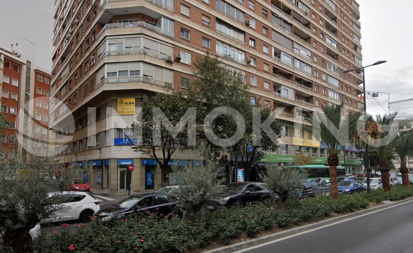 Foto de la propiedad Local en Av. General Primo de Rivera, Murcia