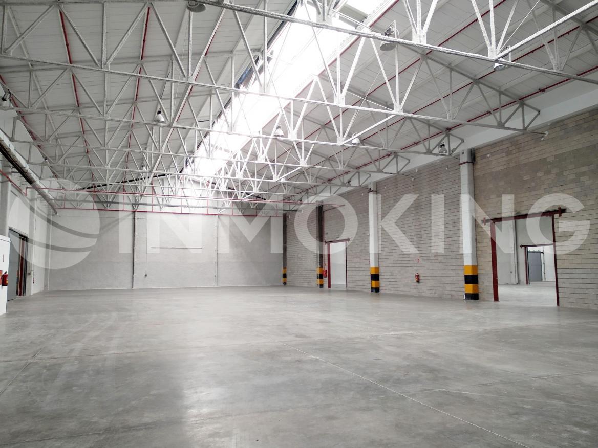 Foto de la propiedad Nave Logística en alquiler en Coslada