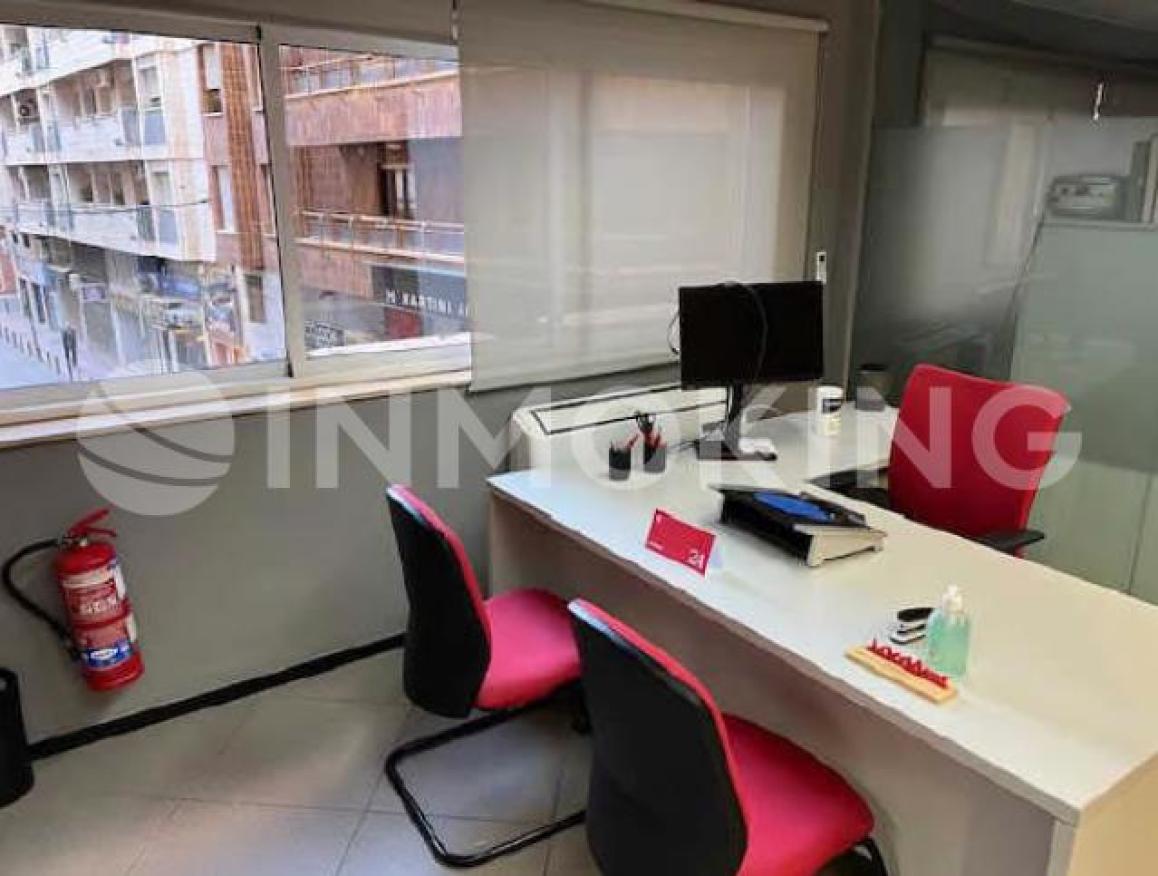 Foto de la propiedad Oficina entresuelo Gran Vía Seguros Bilbao (Murcia)