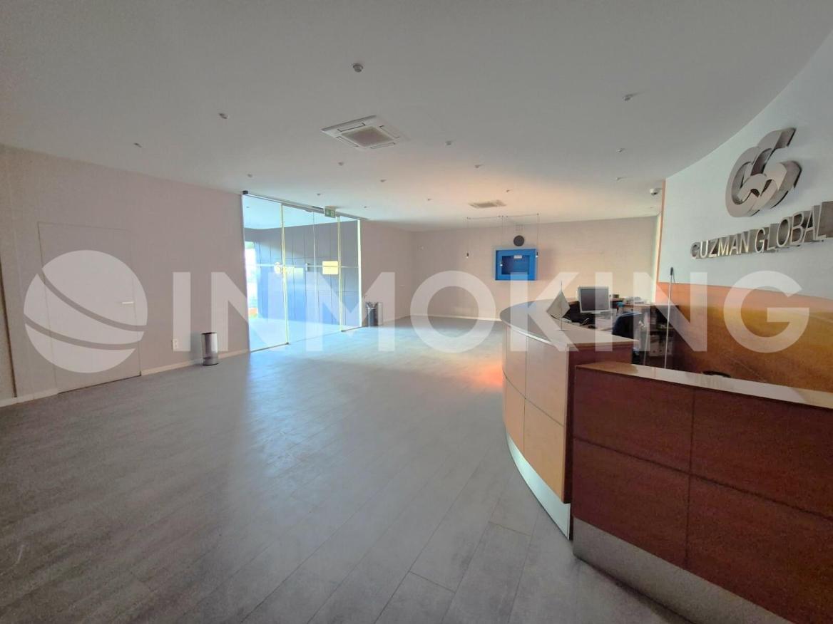 Foto de la propiedad Edificio de oficinas y naves en P.I Vara de Quart 