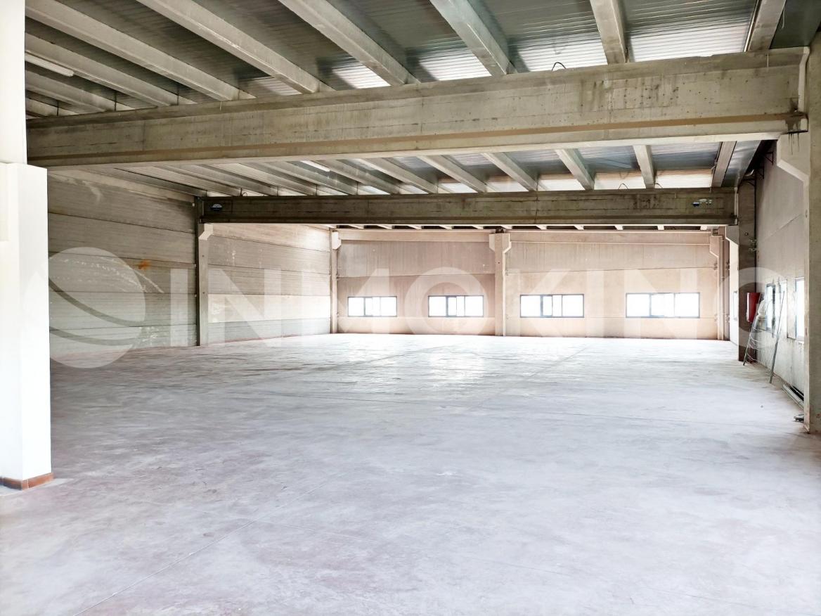 Foto de la propiedad Nave en rentabilidad en Móstoles