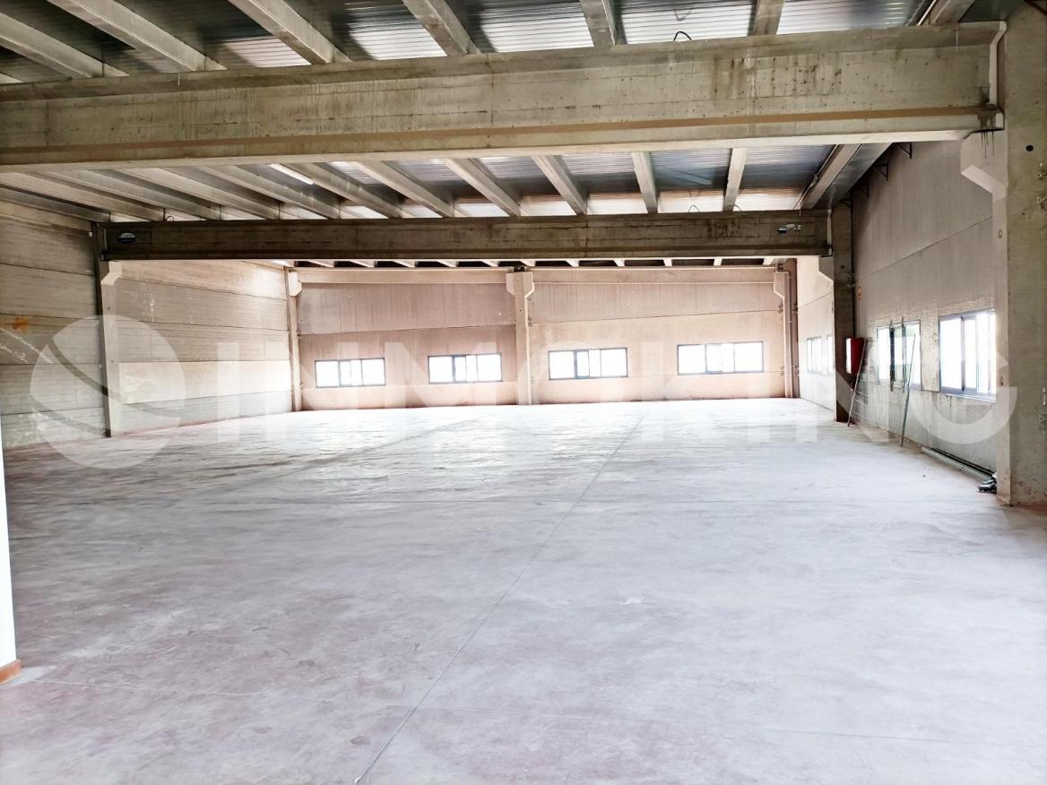 Foto de la propiedad Nave en rentabilidad en Móstoles