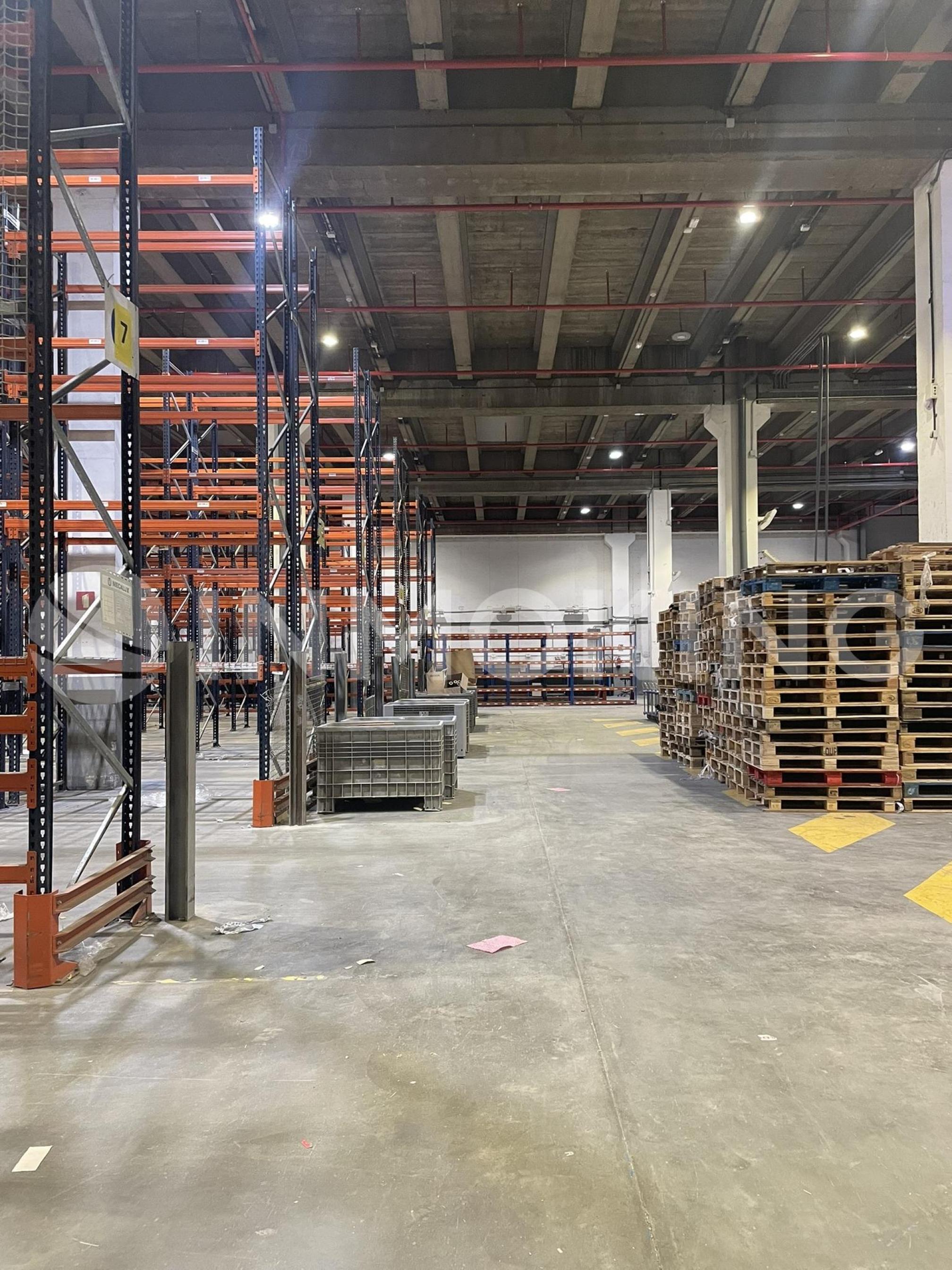 Foto de la propiedad Nave disponible en Coslada