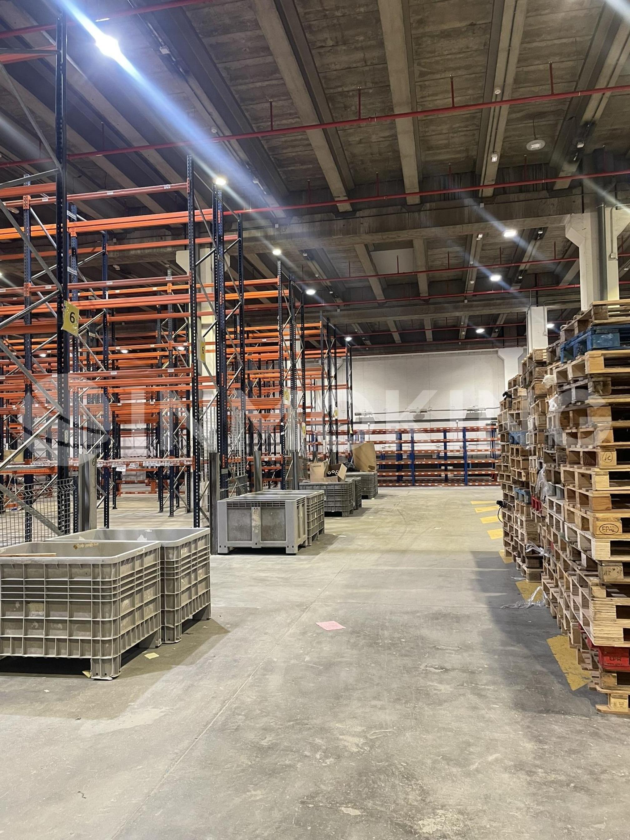 Foto de la propiedad Nave disponible en Coslada