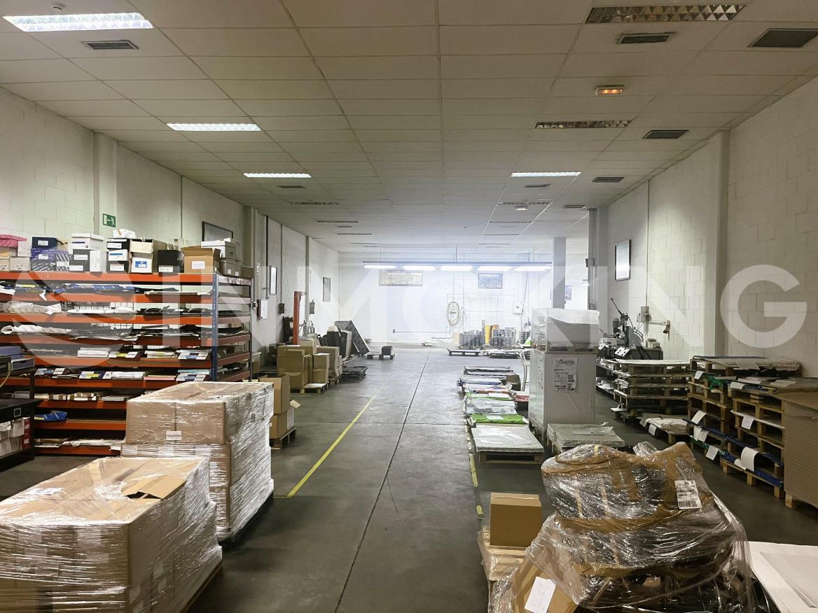 Foto de la propiedad Nave en Venta San Sebastian de los Reyes