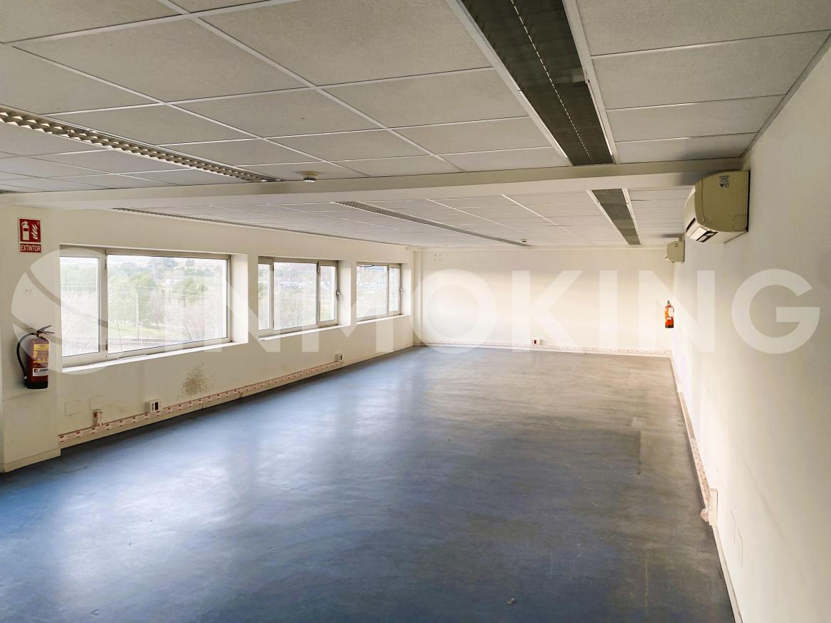 Foto de la propiedad Nave logística en alquiler, Coslada