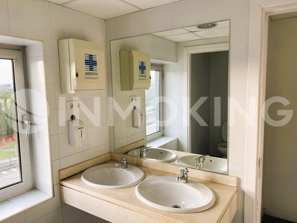 Foto de la propiedad Nave logística en alquiler, Coslada