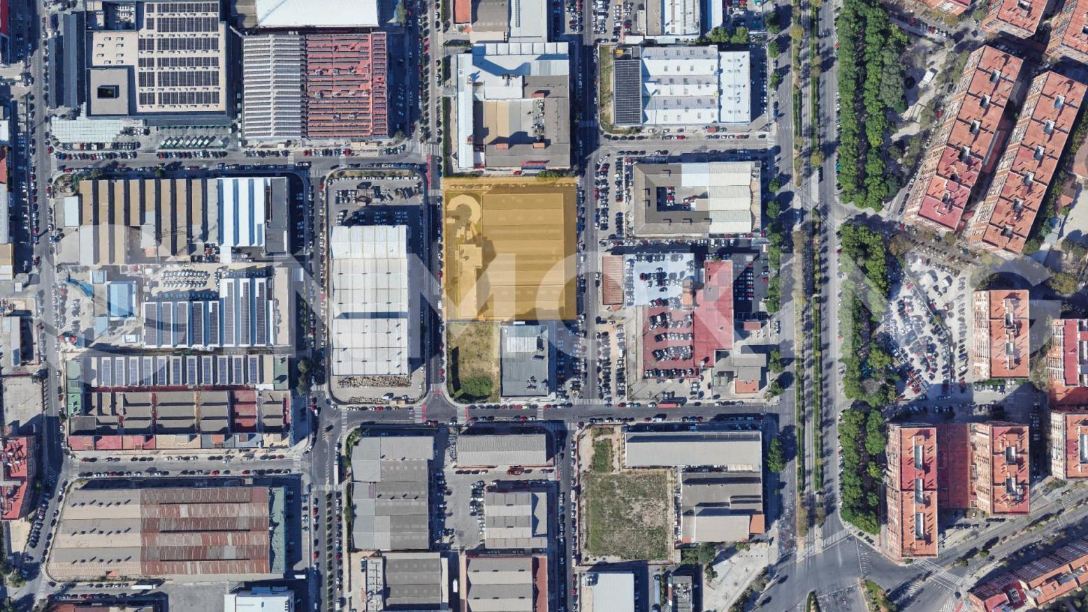 Foto de la propiedad Edificio de oficinas y naves en P.I Vara de Quart 