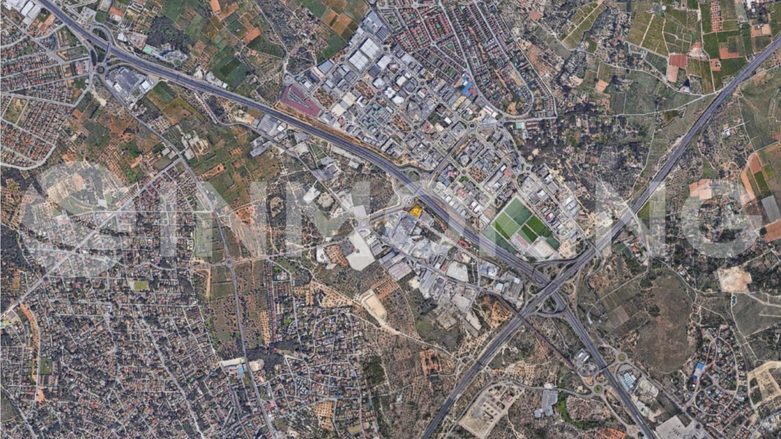 Foto de la propiedad Solar industrial/terciario sito en prmera línea de la CV-35, Paterna