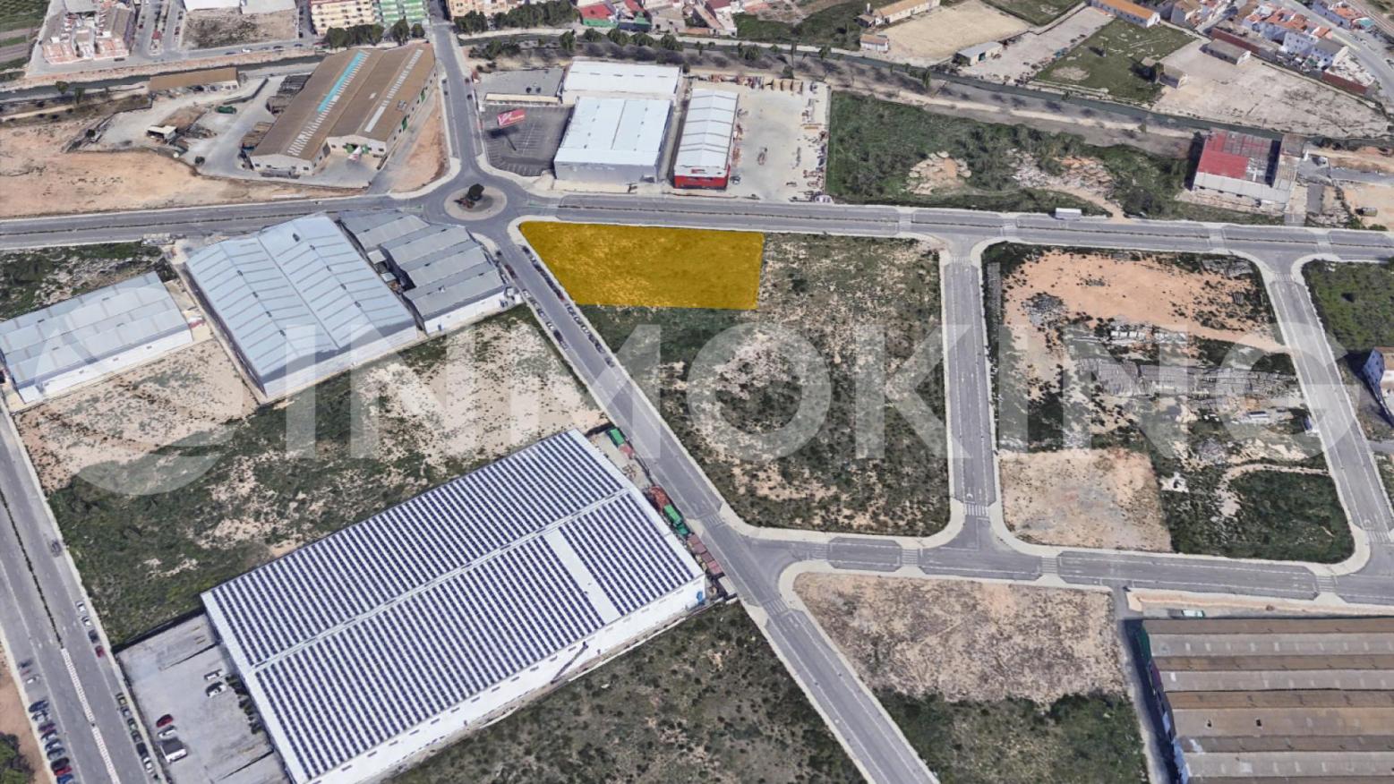 Foto de la propiedad Solar industrial a dos calles en venta - Sollana 