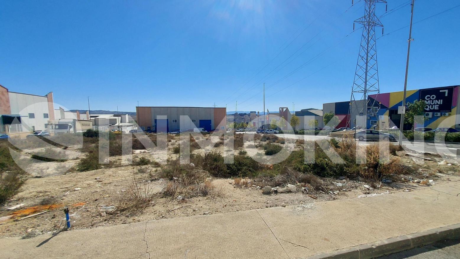 Foto de la propiedad Suelo P.I. Base 2000_San Martín - Parcela 15-1