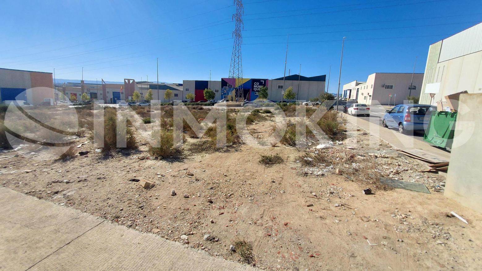 Foto de la propiedad Suelo P.I. Base 2000_San Martín - Parcela 15-1